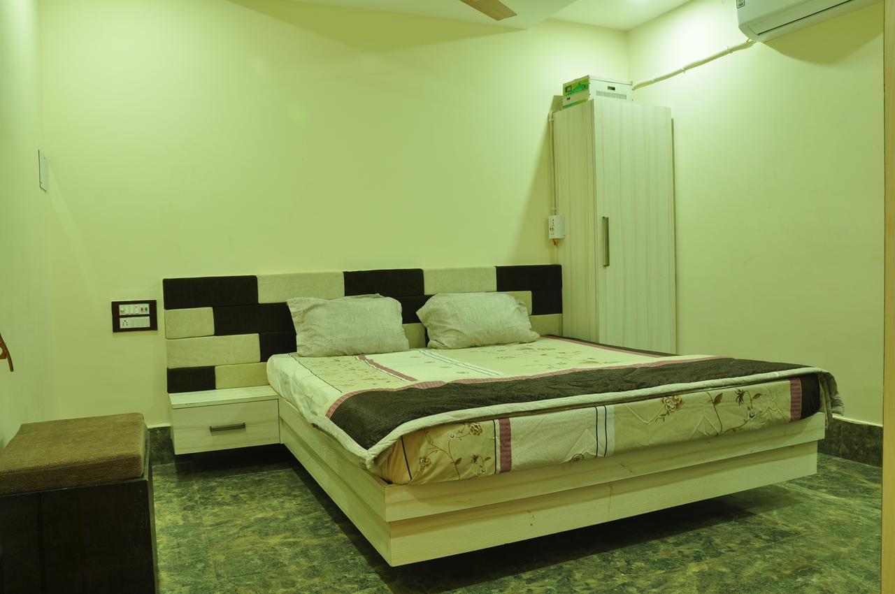 Hotel Golden Inn Balangir Kültér fotó